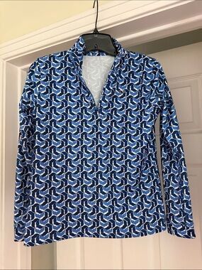 Vineyard Vines Blue and White Performance Top